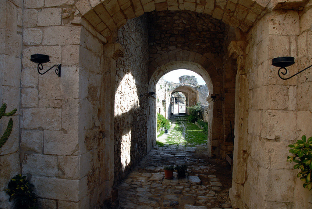 Abbazia di Pulsano ingresso alla Chiesa