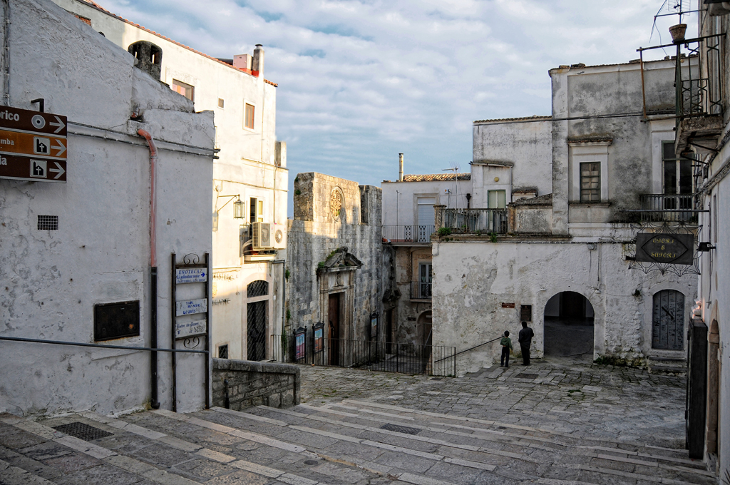 centro storico monte sant'angelo