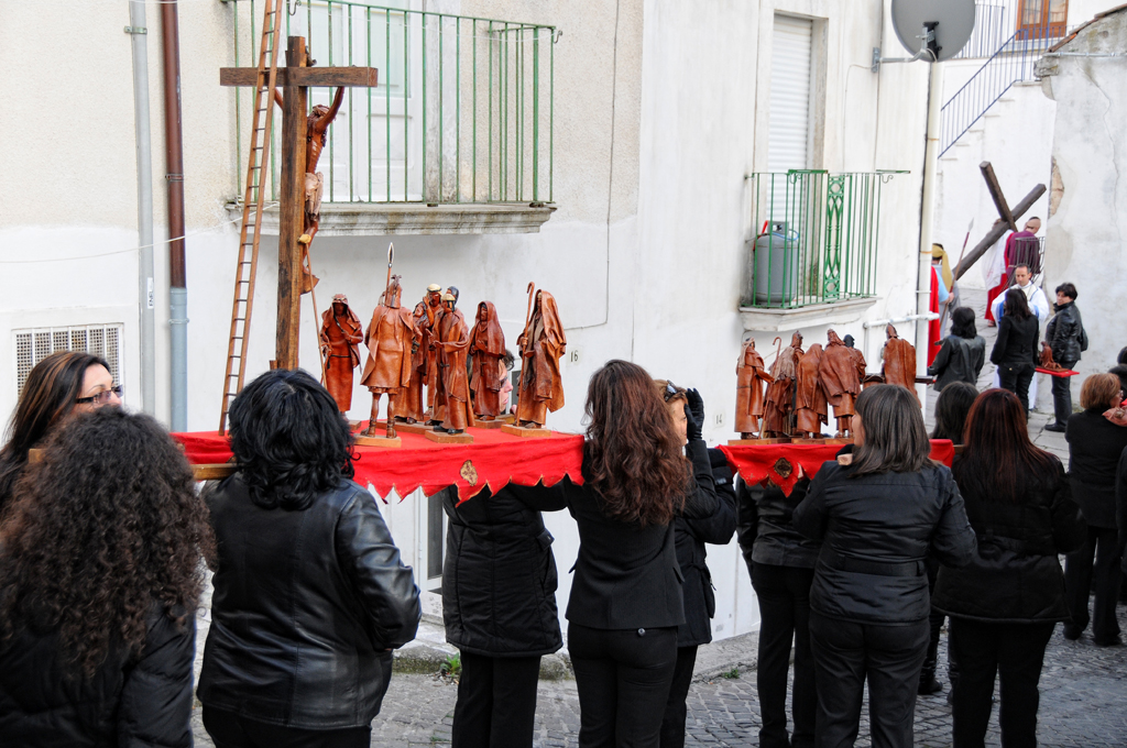 processione venerd santo monte sant'angelo