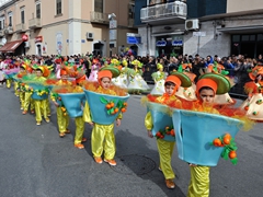 Sfilata Carri allegorici, Gruppi e Meraviglie 2016. Foto 051