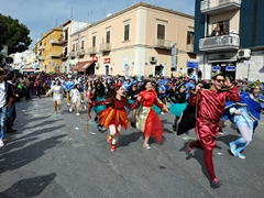 Sfilata Carri allegorici, Gruppi e Meraviglie 2016. Foto 180