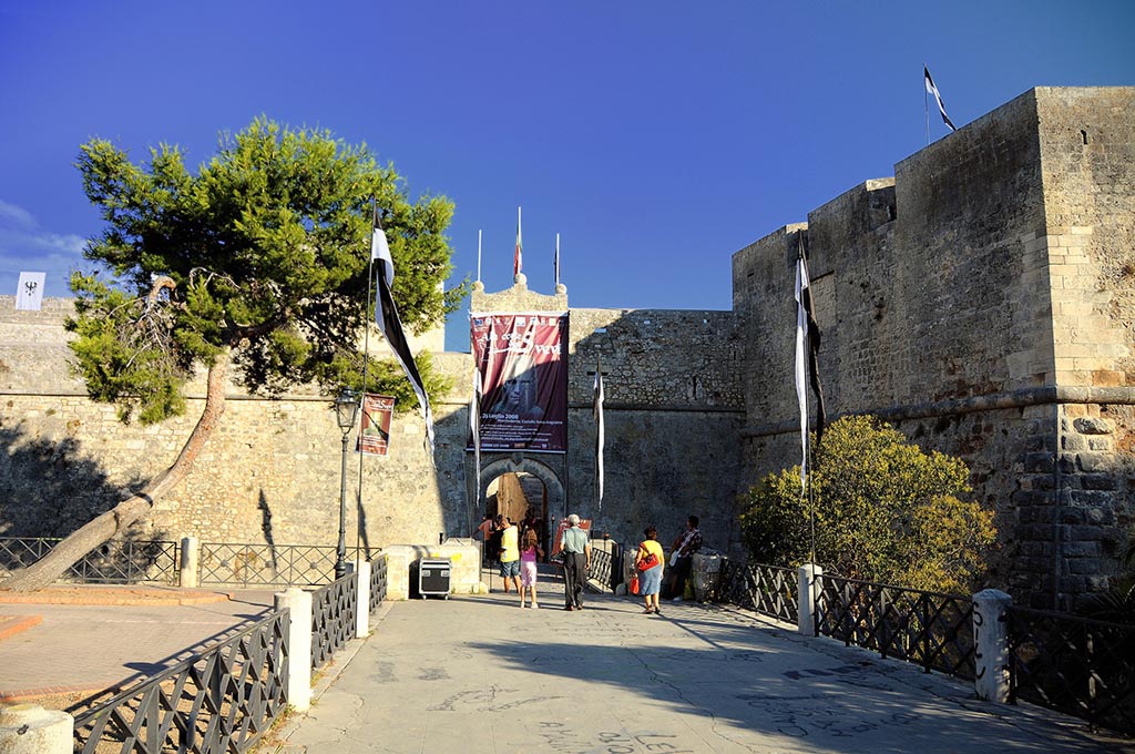 castello di manfredonia