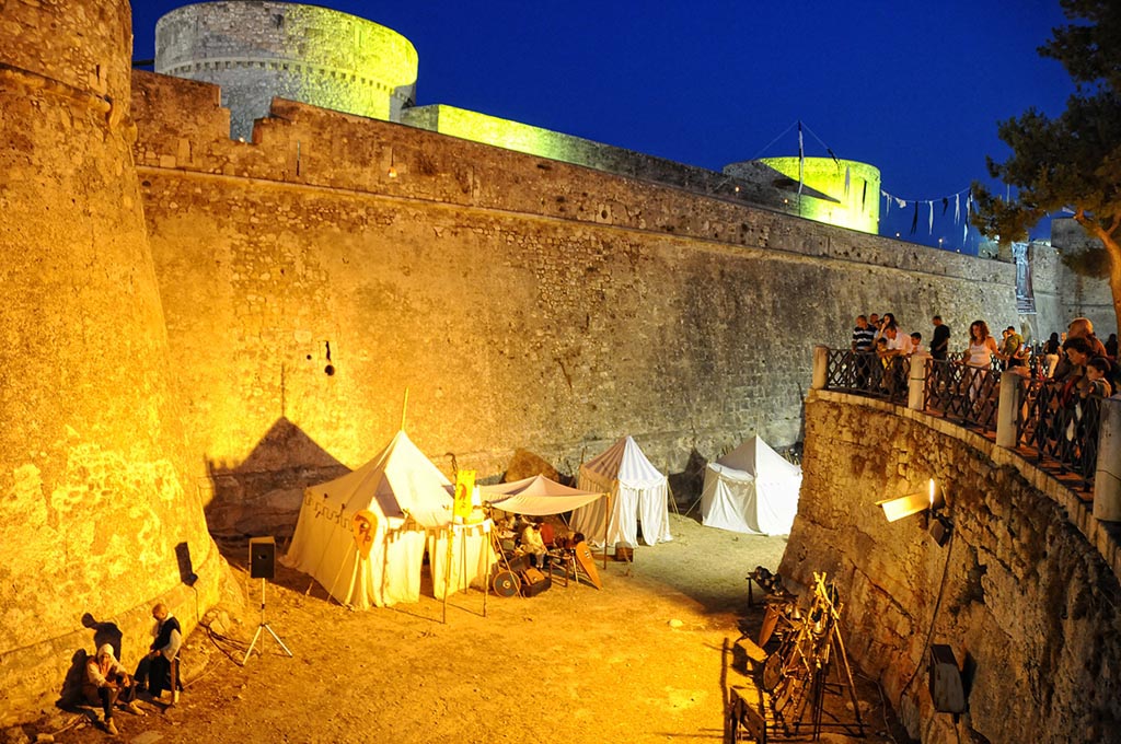 fossato castello di manfredonia